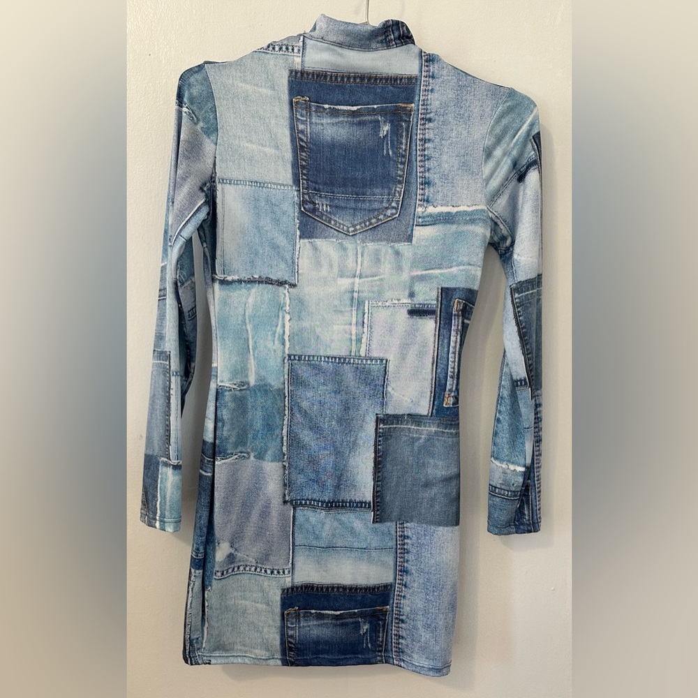 A Preowned Fashion Nova Denim mini dress mock neckline Strech, long sleeve.